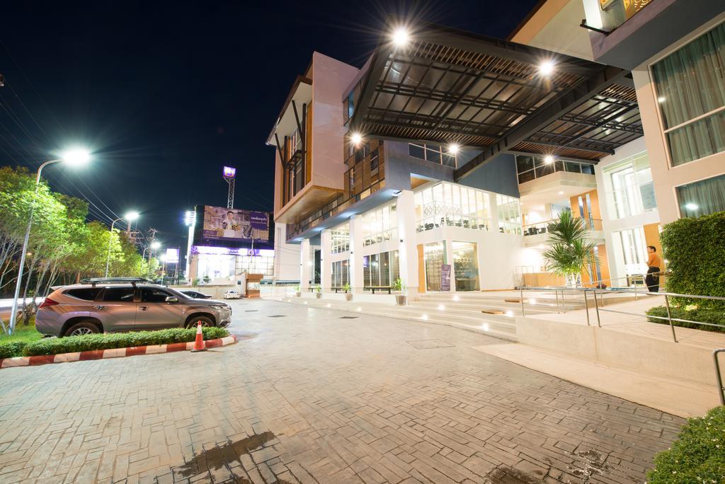 Grand Vista Hotel Chiangrai-Sha Extra Plus Τσιανγκ Ράϊ Εξωτερικό φωτογραφία